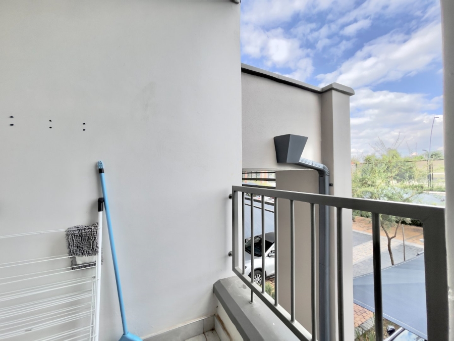 To Let 1 Bedroom Property for Rent in Waterfall Gauteng