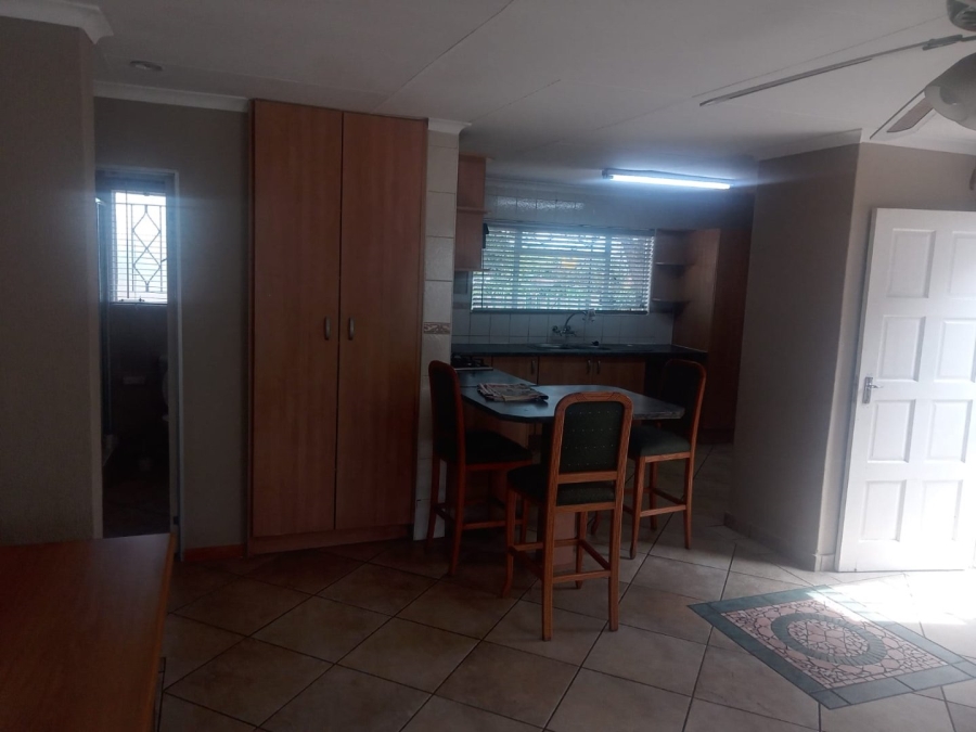 To Let 2 Bedroom Property for Rent in Eastleigh Ridge Gauteng