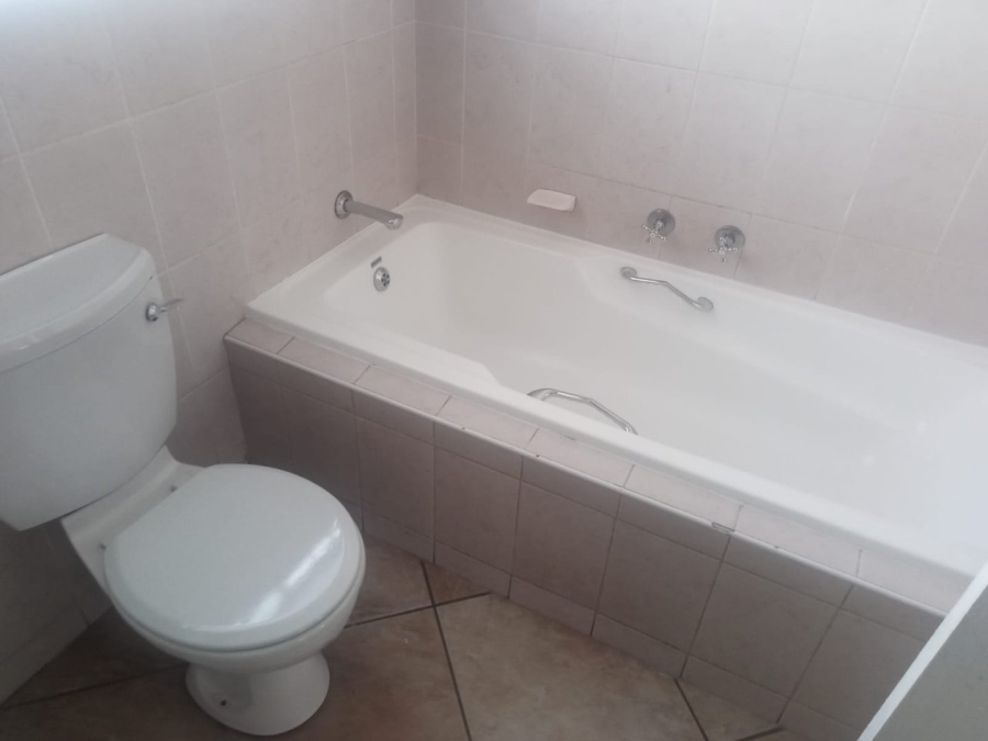 To Let 2 Bedroom Property for Rent in Eastleigh Ridge Gauteng