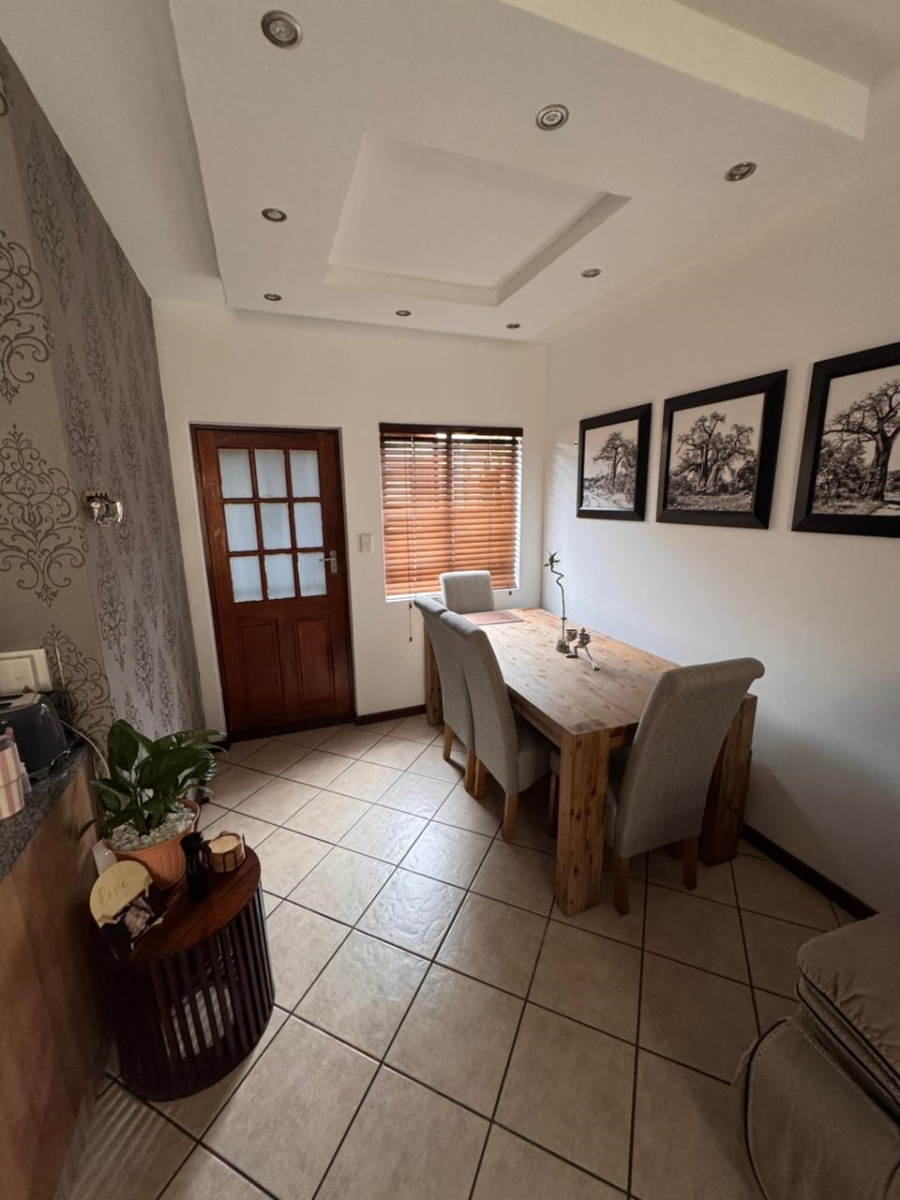 To Let 2 Bedroom Property for Rent in Carlswald Gauteng