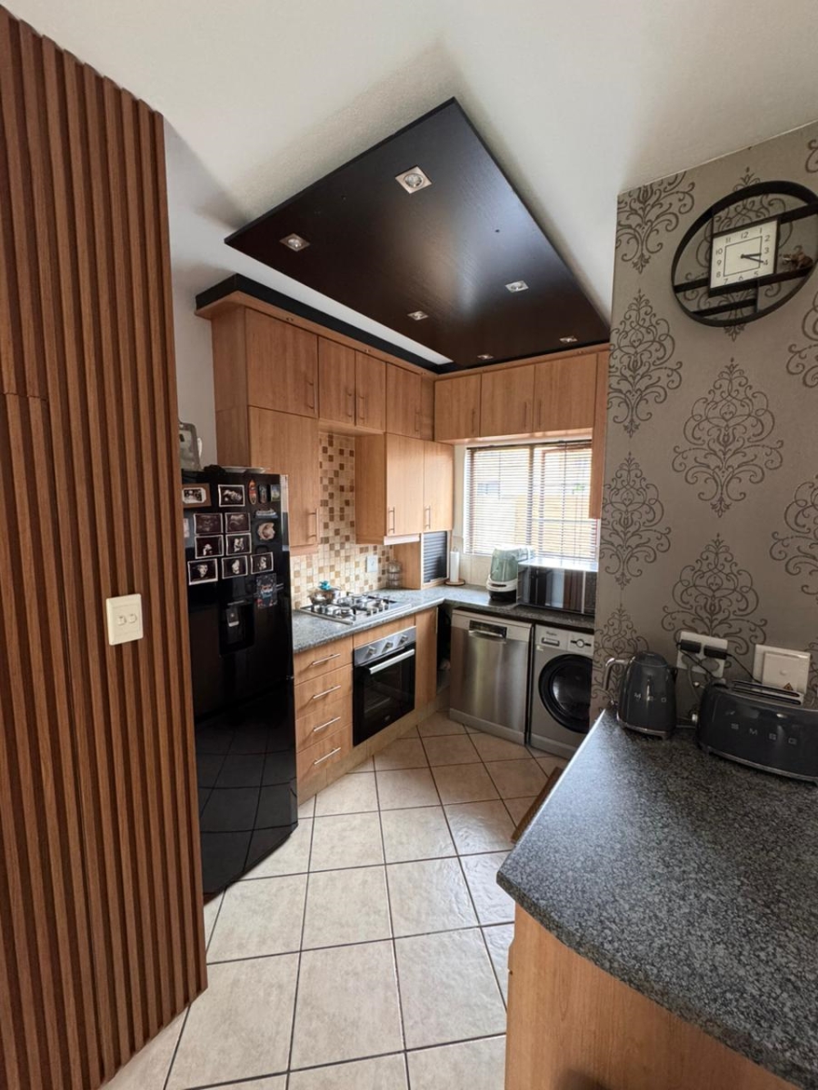 To Let 2 Bedroom Property for Rent in Carlswald Gauteng