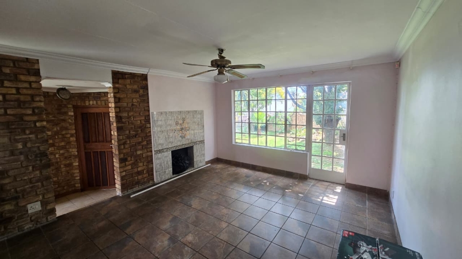 To Let 4 Bedroom Property for Rent in The Reeds Gauteng