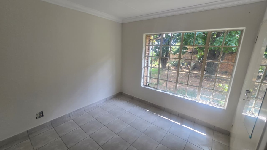To Let 4 Bedroom Property for Rent in The Reeds Gauteng