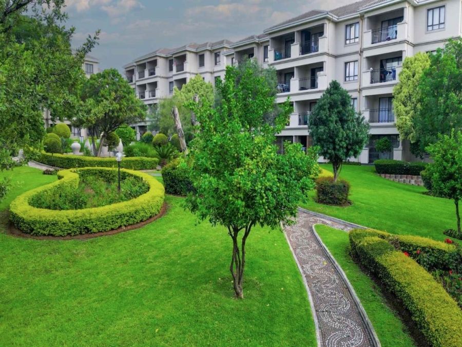 1 Bedroom Property for Sale in Noordwyk Gauteng