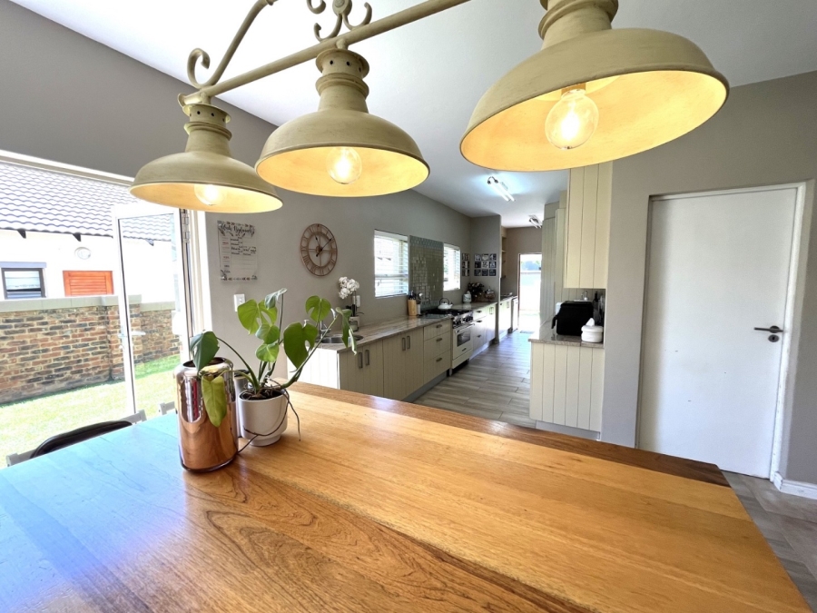 3 Bedroom Property for Sale in Hazeldean Gauteng