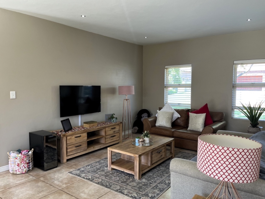 3 Bedroom Property for Sale in Hazeldean Gauteng