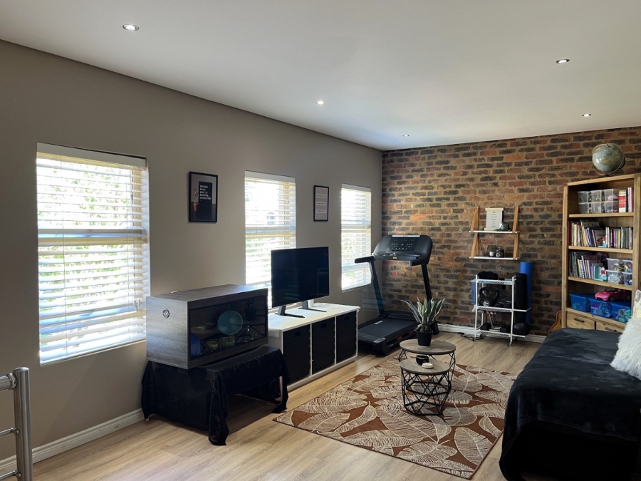 3 Bedroom Property for Sale in Hazeldean Gauteng