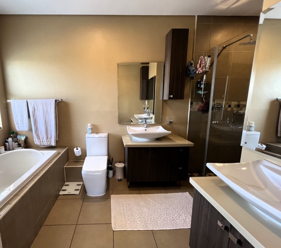 3 Bedroom Property for Sale in Hazeldean Gauteng