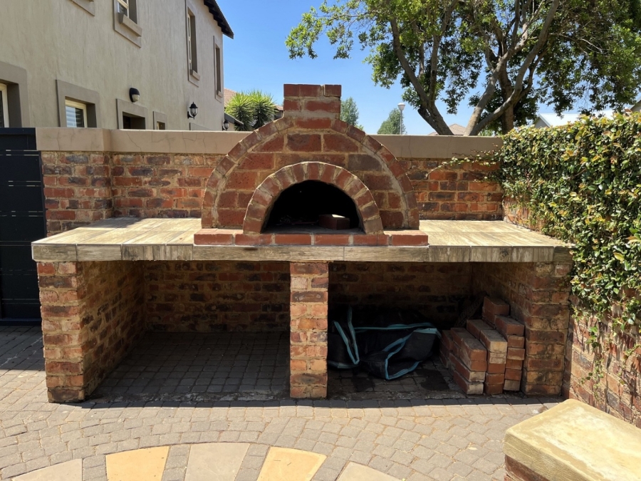 3 Bedroom Property for Sale in Hazeldean Gauteng