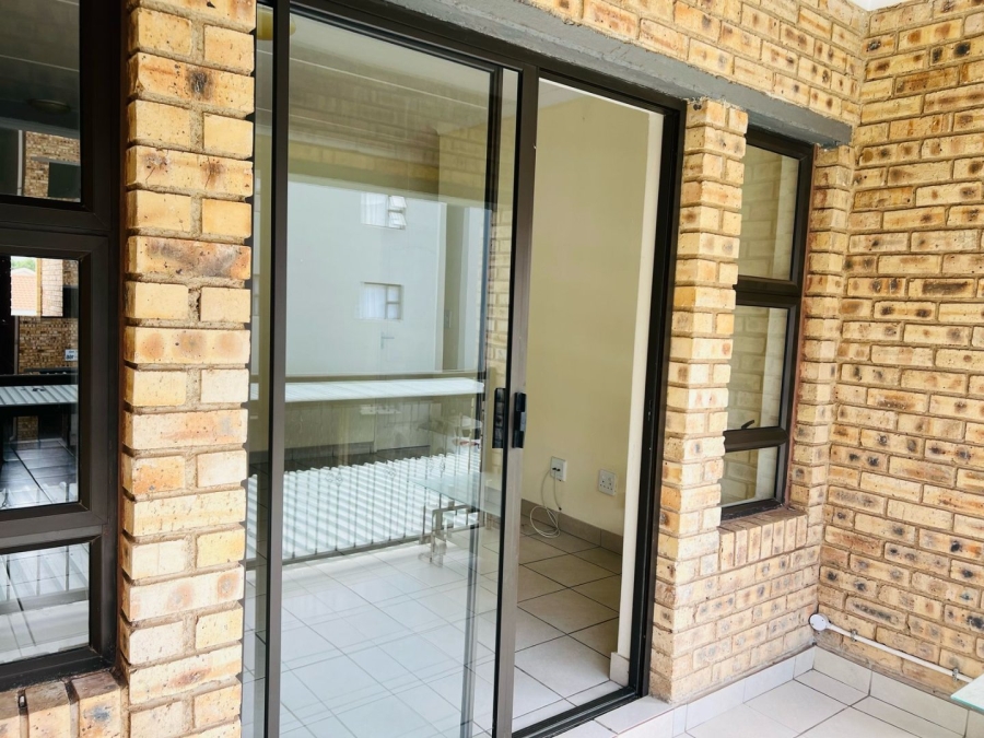 To Let 2 Bedroom Property for Rent in Brentwood Park AH Gauteng