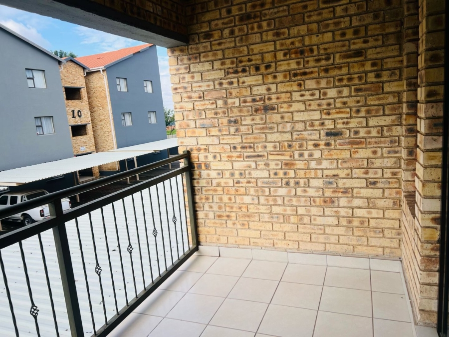 To Let 2 Bedroom Property for Rent in Brentwood Park AH Gauteng