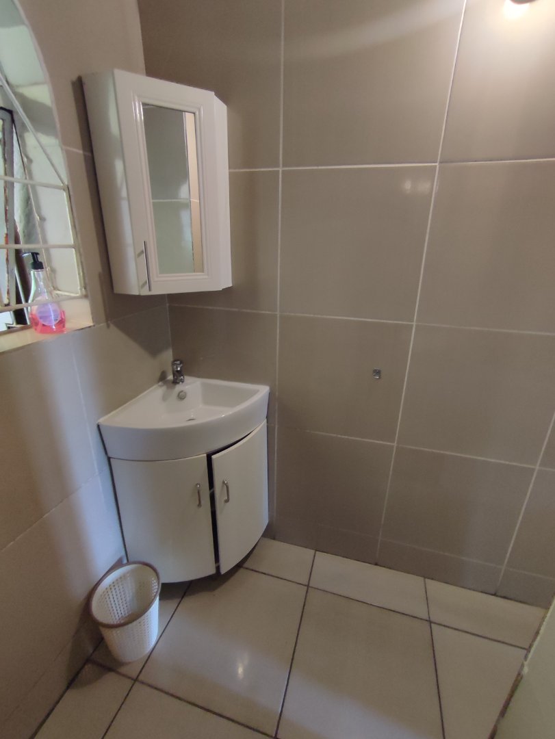 3 Bedroom Property for Sale in Birchleigh North Gauteng