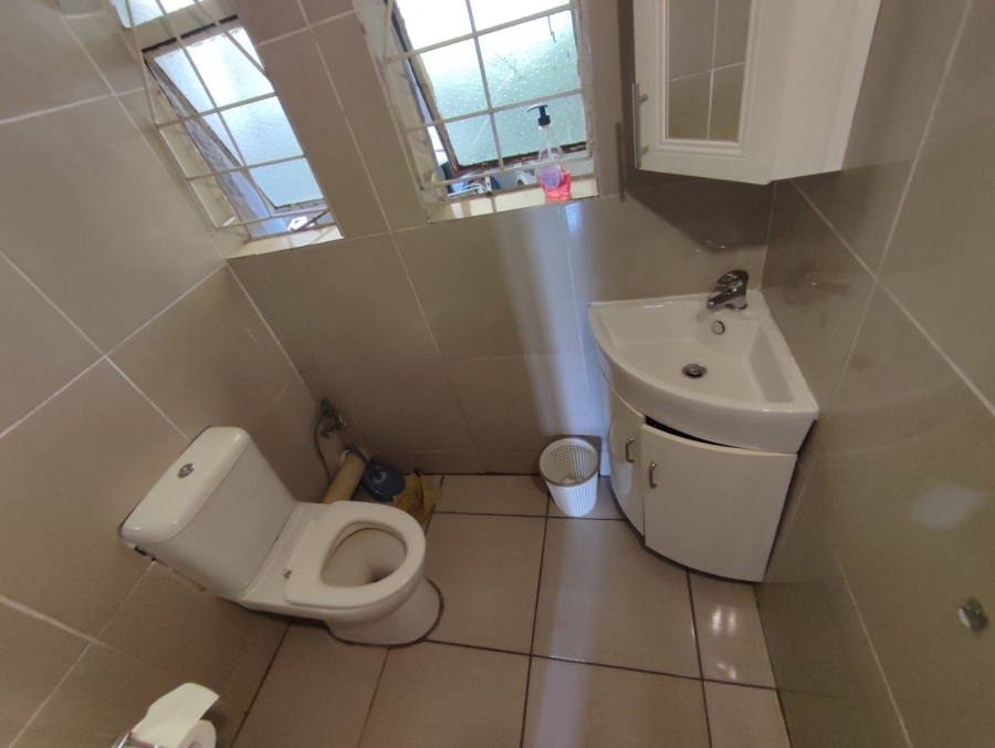 3 Bedroom Property for Sale in Birchleigh North Gauteng