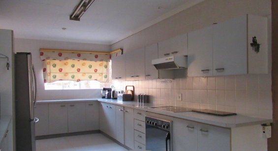 6 Bedroom Property for Sale in Bassonia Gauteng