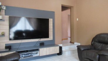 6 Bedroom Property for Sale in Bassonia Gauteng