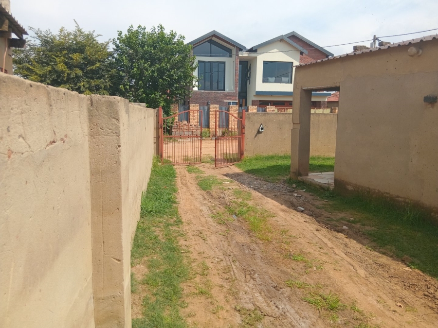  Bedroom Property for Sale in Buhle Park Gauteng
