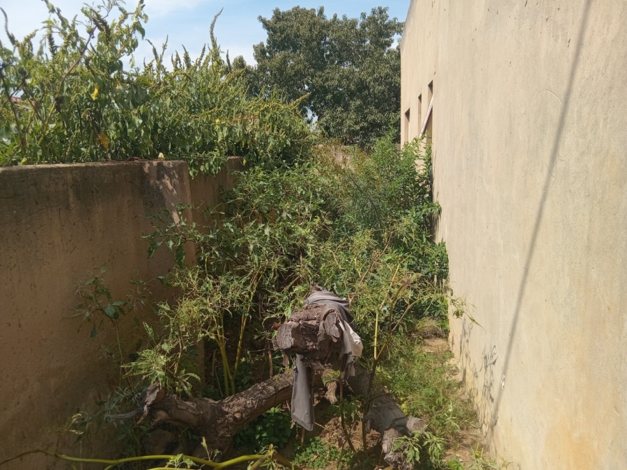  Bedroom Property for Sale in Buhle Park Gauteng