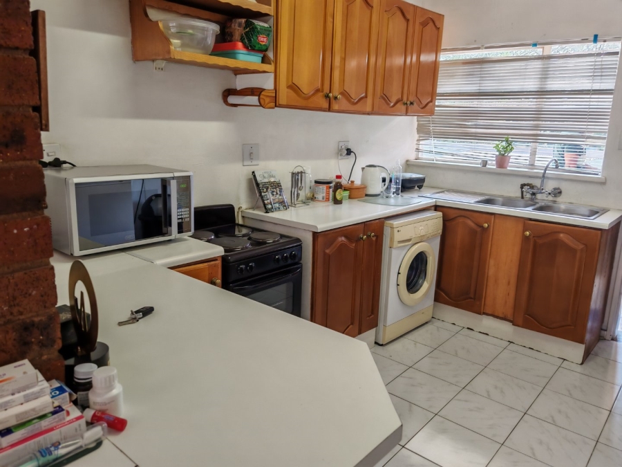 2 Bedroom Property for Sale in Linden Gauteng