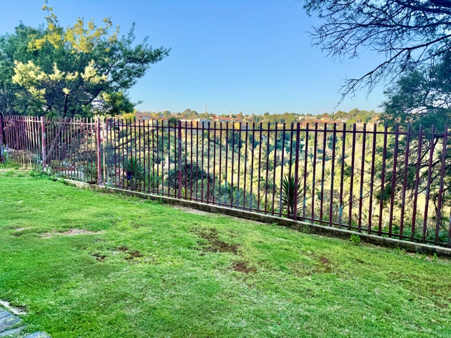 3 Bedroom Property for Sale in Winchester Hills Gauteng