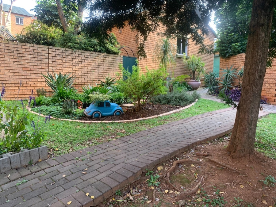 2 Bedroom Property for Sale in Lyttelton Manor Gauteng