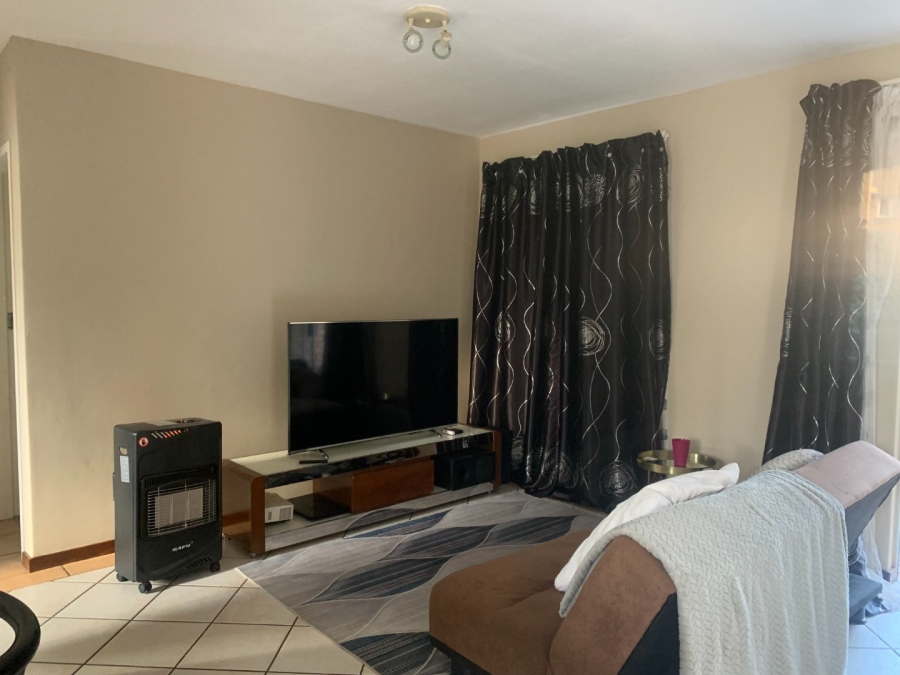2 Bedroom Property for Sale in Lyttelton Manor Gauteng