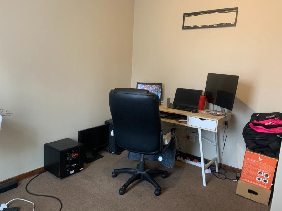 2 Bedroom Property for Sale in Lyttelton Manor Gauteng