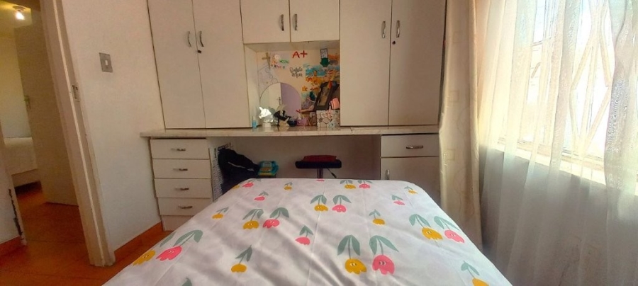  Bedroom Property for Sale in Lenasia Ext 10 Gauteng