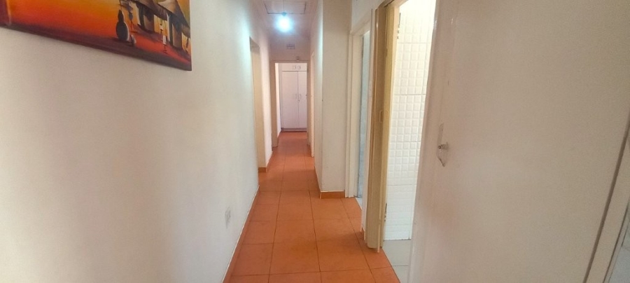  Bedroom Property for Sale in Lenasia Ext 10 Gauteng