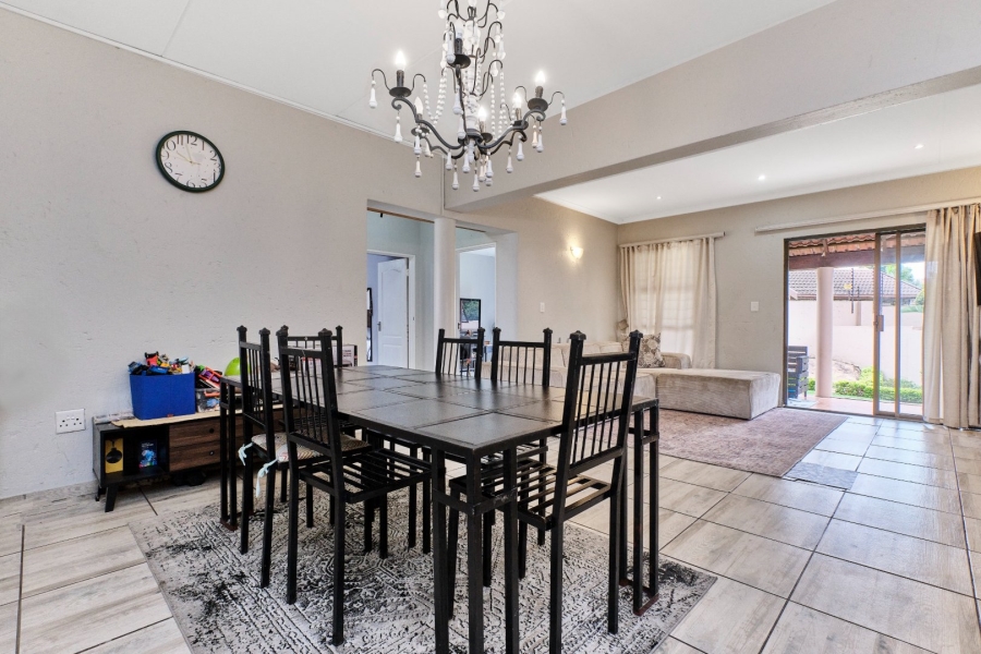 To Let 4 Bedroom Property for Rent in Sundowner Gauteng