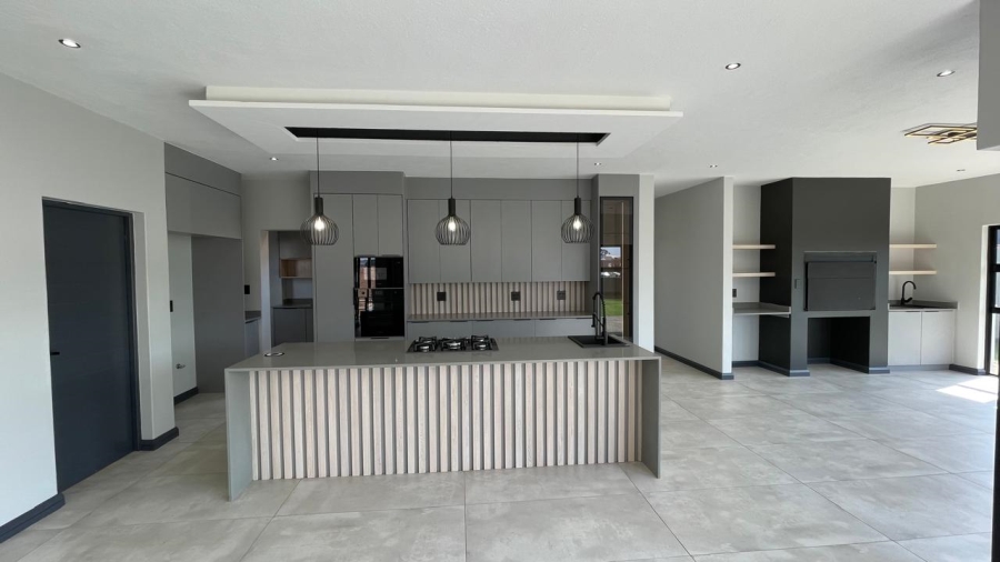 4 Bedroom Property for Sale in Fountainbrook Estate Gauteng