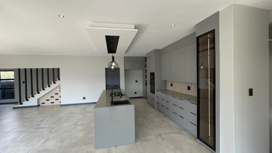 4 Bedroom Property for Sale in Fountainbrook Estate Gauteng