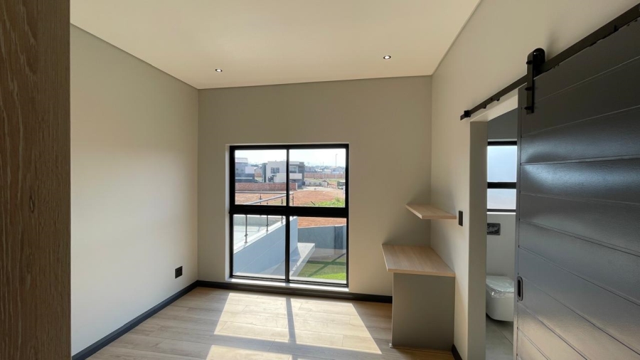 4 Bedroom Property for Sale in Fountainbrook Estate Gauteng