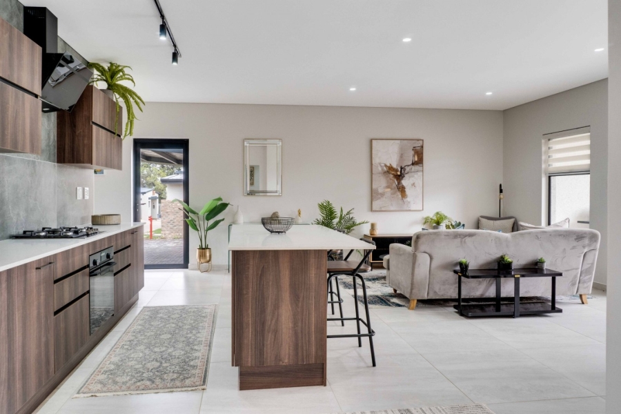 To Let 2 Bedroom Property for Rent in Carlswald Gauteng