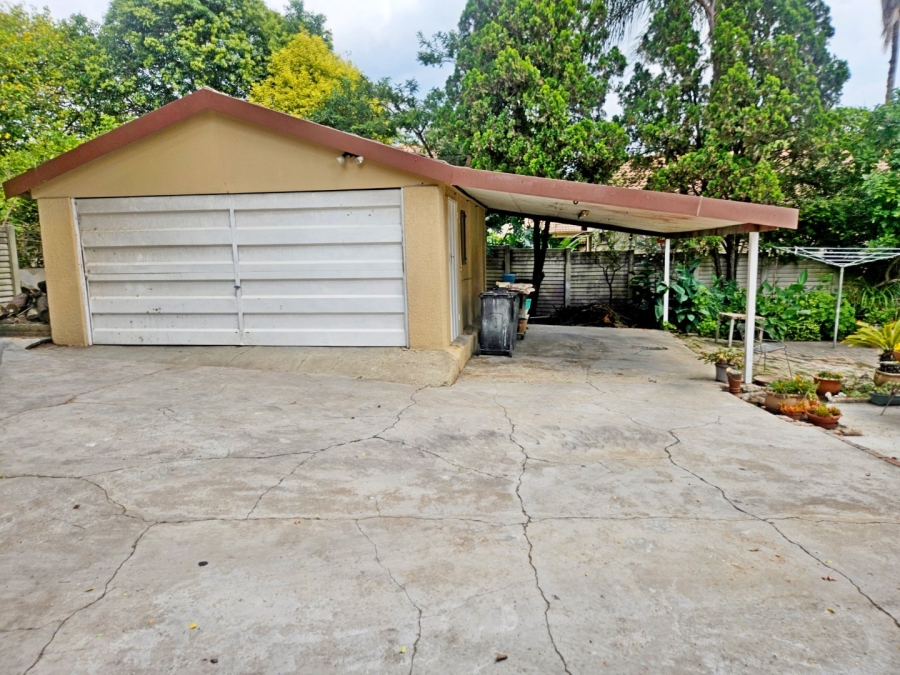 3 Bedroom Property for Sale in Birch Acres Gauteng