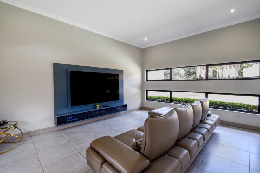 5 Bedroom Property for Sale in Lombardy Gauteng