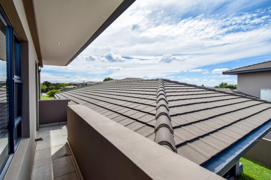 5 Bedroom Property for Sale in Lombardy Gauteng