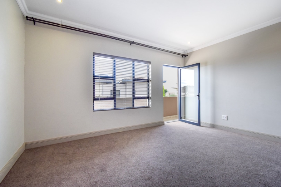 5 Bedroom Property for Sale in Lombardy Gauteng