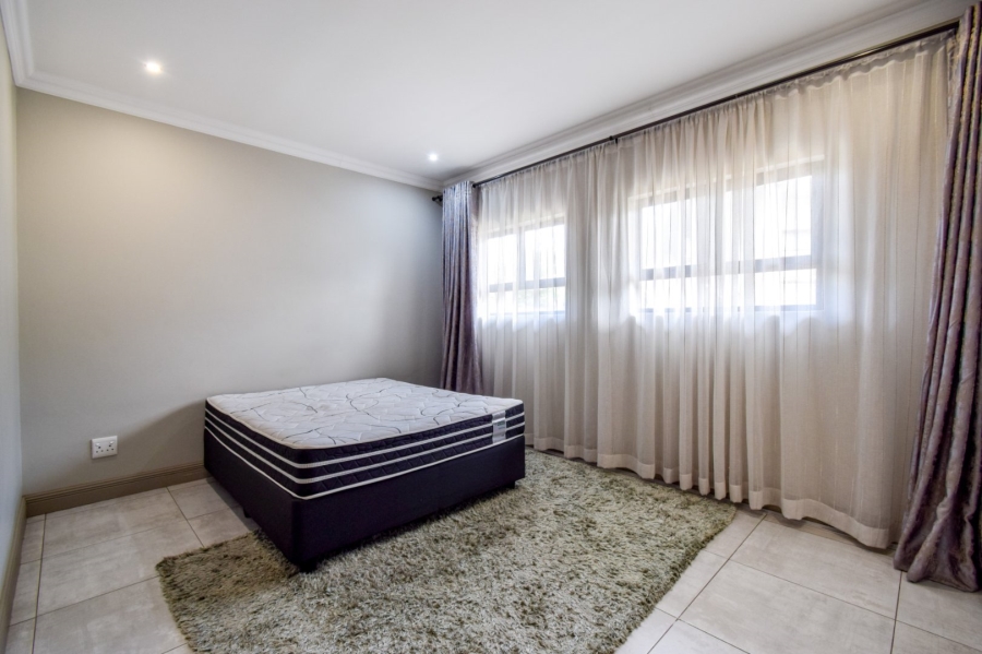 5 Bedroom Property for Sale in Lombardy Gauteng