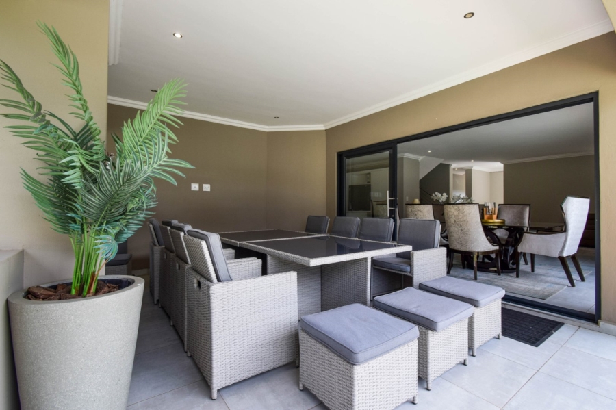 5 Bedroom Property for Sale in Lombardy Gauteng