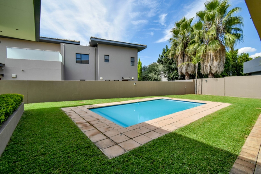 5 Bedroom Property for Sale in Lombardy Gauteng