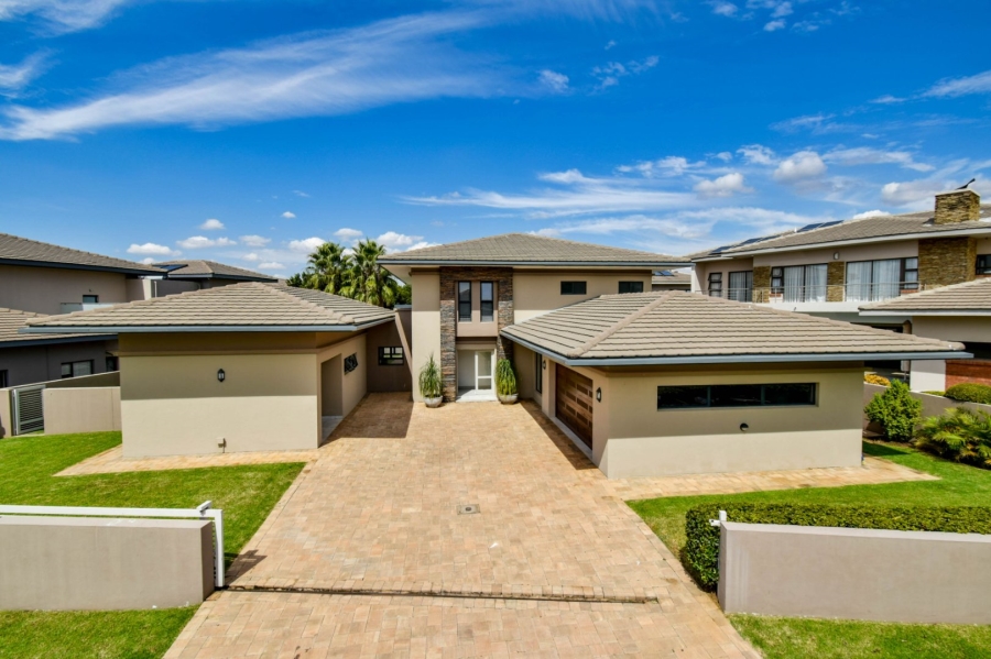 5 Bedroom Property for Sale in Lombardy Gauteng