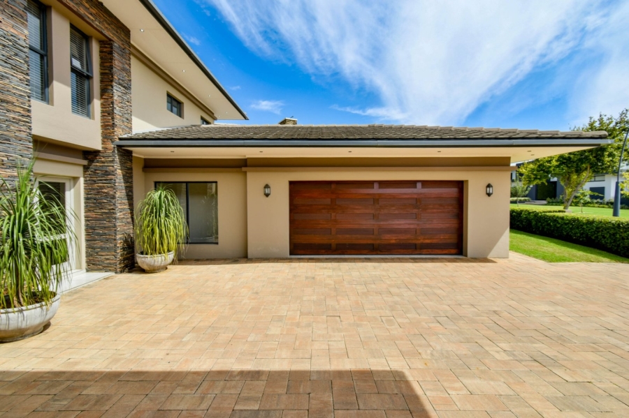 5 Bedroom Property for Sale in Lombardy Gauteng