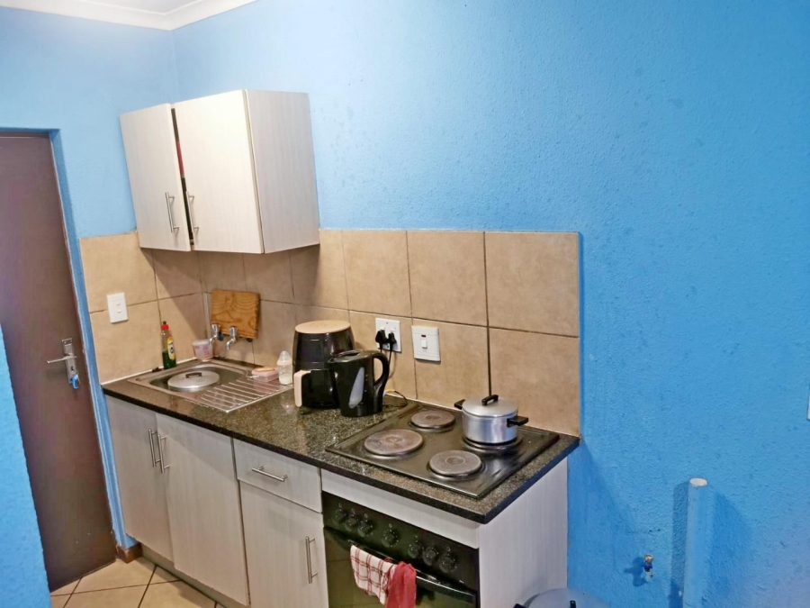 2 Bedroom Property for Sale in Rua Vista Gauteng