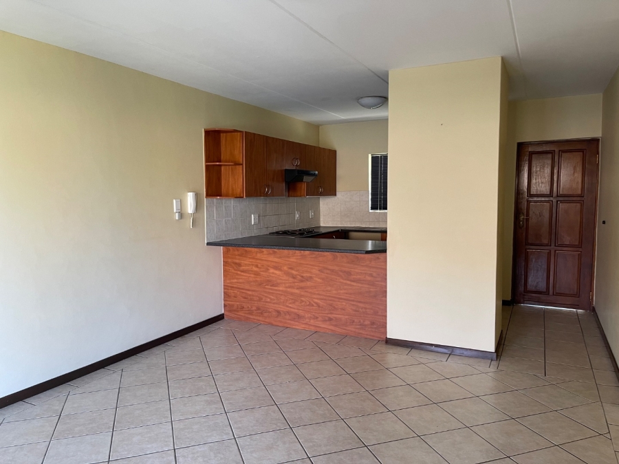 To Let 2 Bedroom Property for Rent in Noordwyk Gauteng