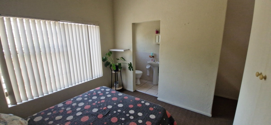 3 Bedroom Property for Sale in Wilgeheuwel Gauteng