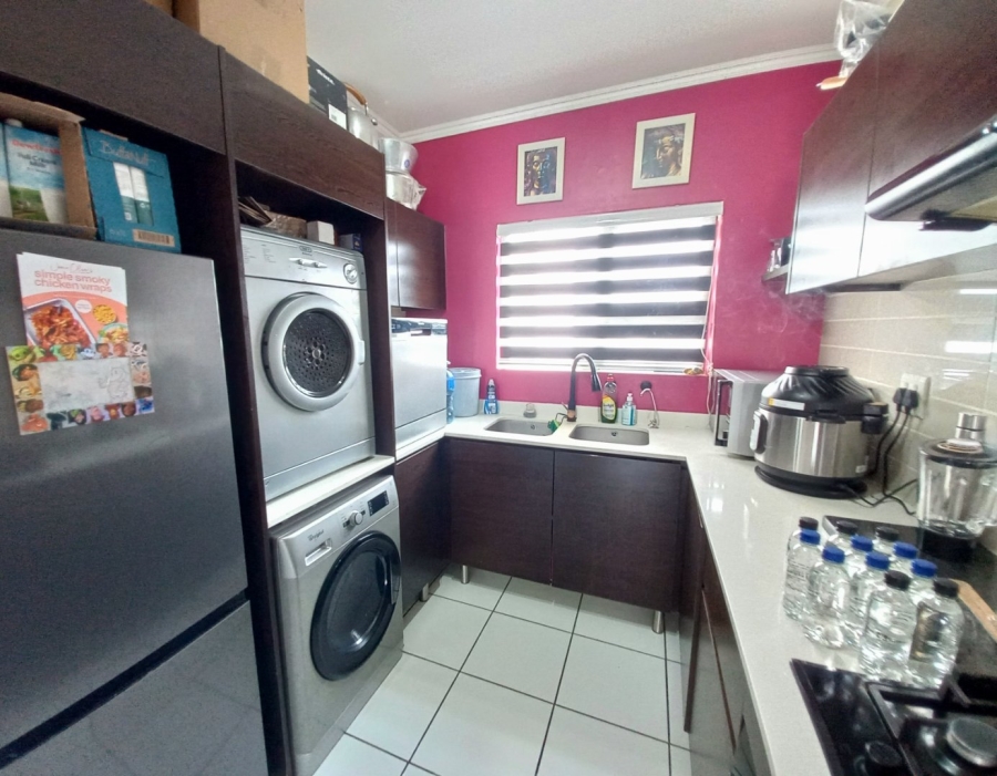 2 Bedroom Property for Sale in Modderfontein Gauteng