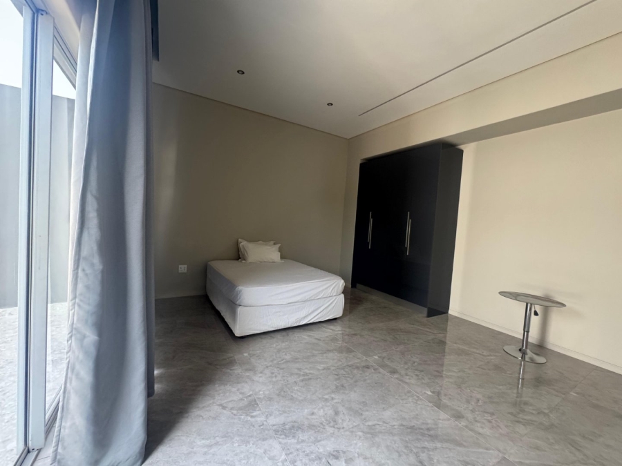 To Let 5 Bedroom Property for Rent in Hyde Park Gauteng