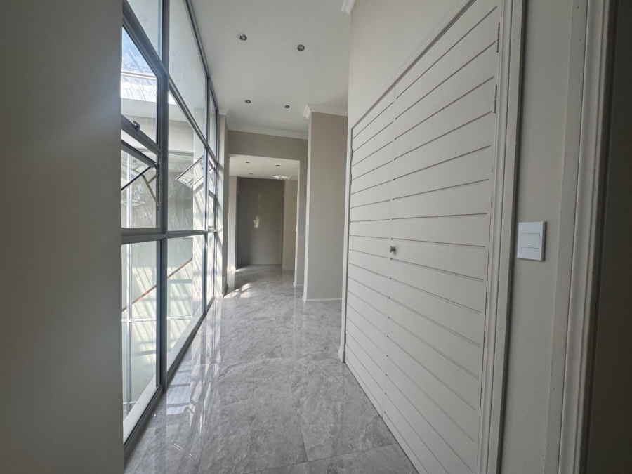 To Let 5 Bedroom Property for Rent in Hyde Park Gauteng