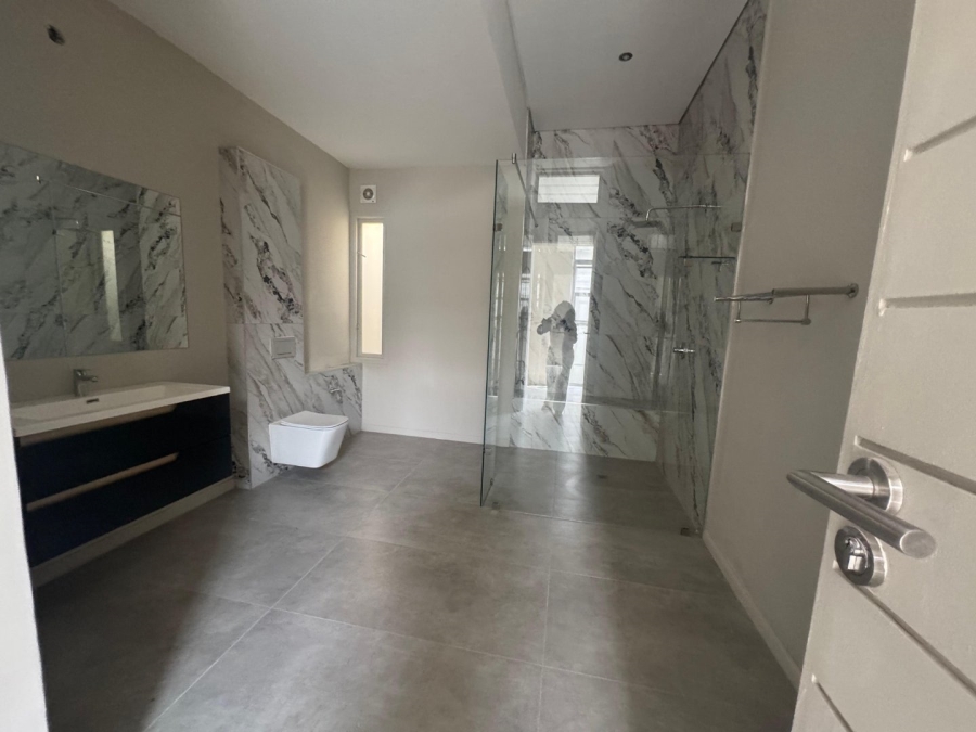 To Let 5 Bedroom Property for Rent in Hyde Park Gauteng