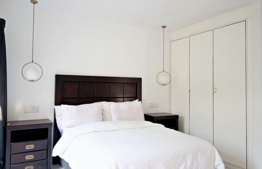 To Let 5 Bedroom Property for Rent in Hurlingham Gardens Gauteng